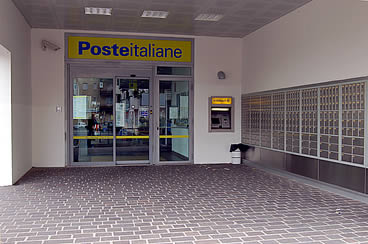 Posta Centrale. Dettaglio dell'ingresso